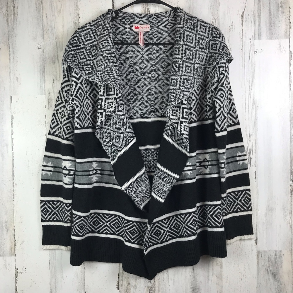 Poof! | Black & White Aztec Cardigan Medium